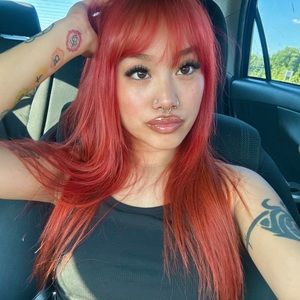 Meet your Posher, Daphne